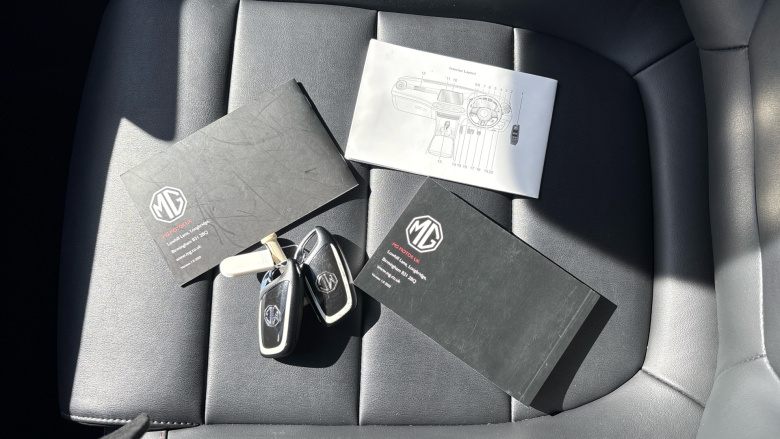 MG HS 1.5 T-GDI SE 5dr DCT Petrol Hatchback